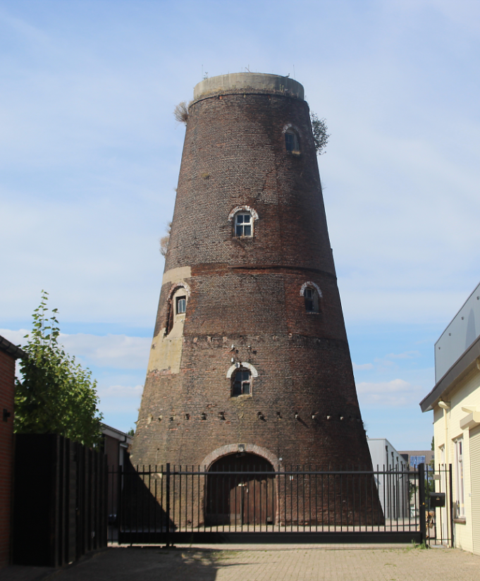 4, Molen 00706 De Hoop / De Korenmolen (Etten-Leur), Denis Van Cronenburg, 07-08-2022 | Database Nederlandse molens
