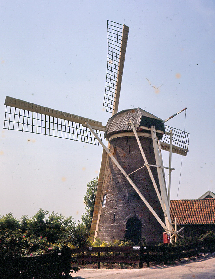 Molen 02766 De Kersenboom (Rijsoord), Foto collectie DHM, opname ca 1968 | Database Nederlandse molens