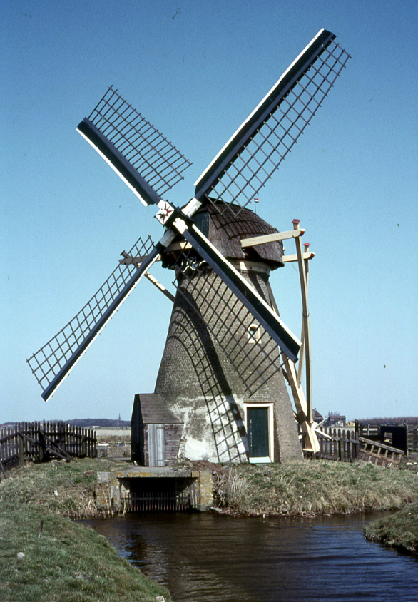 Molen 00078 Polder Kamphuizen, Hoop Doet Leven (Rijnsburg), Foto collectie DHM, opname maart 1968 | Database Nederlandse molens