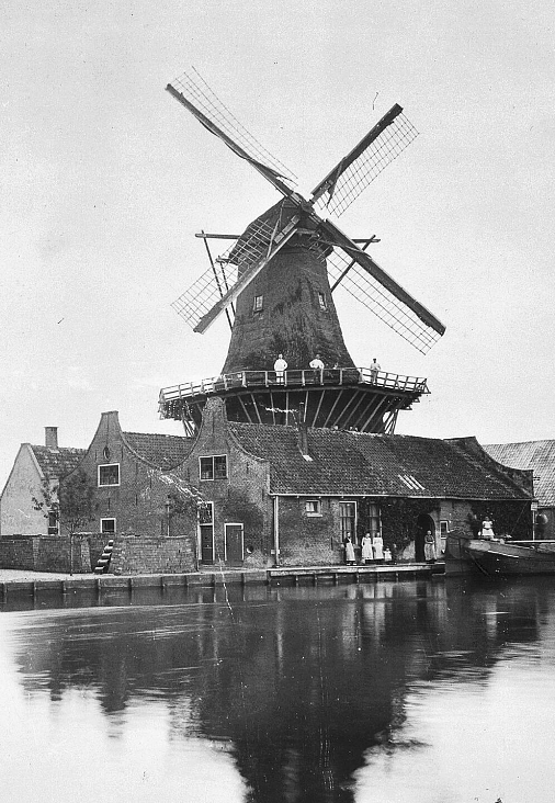 Molen 01789 bis y De Eendracht (Alphen aan den Rijn), Deel van grotere afbeelding, collectie Rijksdienst voor het Cultureel Erfgoed | Database Nederlandse molens