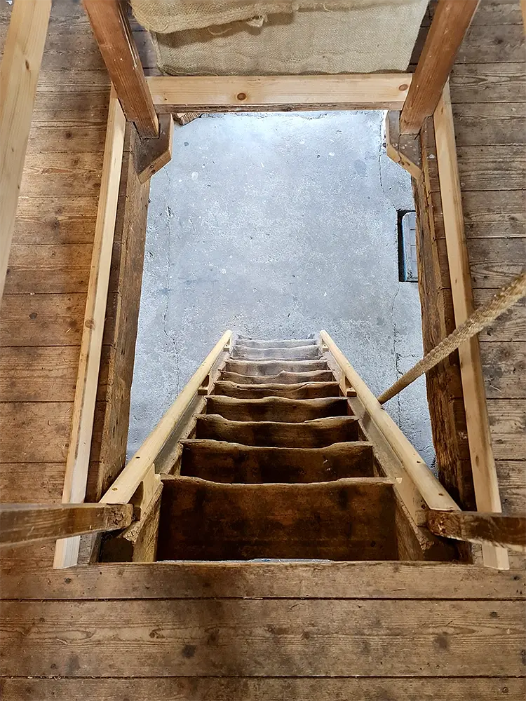 14, Molen 00095 De Hoop (Lunteren), Pieter Zuijkerbuijk (20-07-2022) | Database Nederlandse molens media-bestand