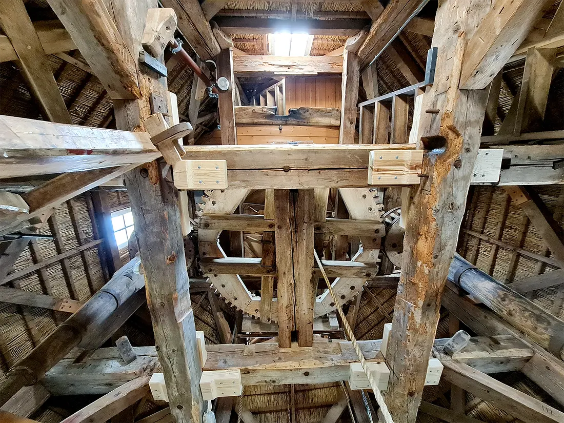 18, Molen 00095 De Hoop (Lunteren), Pieter Zuijkerbuijk (20-07-2022) | Database Nederlandse molens media-bestand