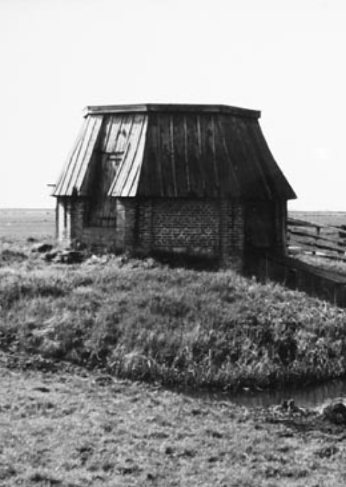 Molen 03153 Kleine Wiskepolder (2e) (Workum/ Warkum), Foto: Dick Bunskoeke, 17 april 1984 | Database Nederlandse molens