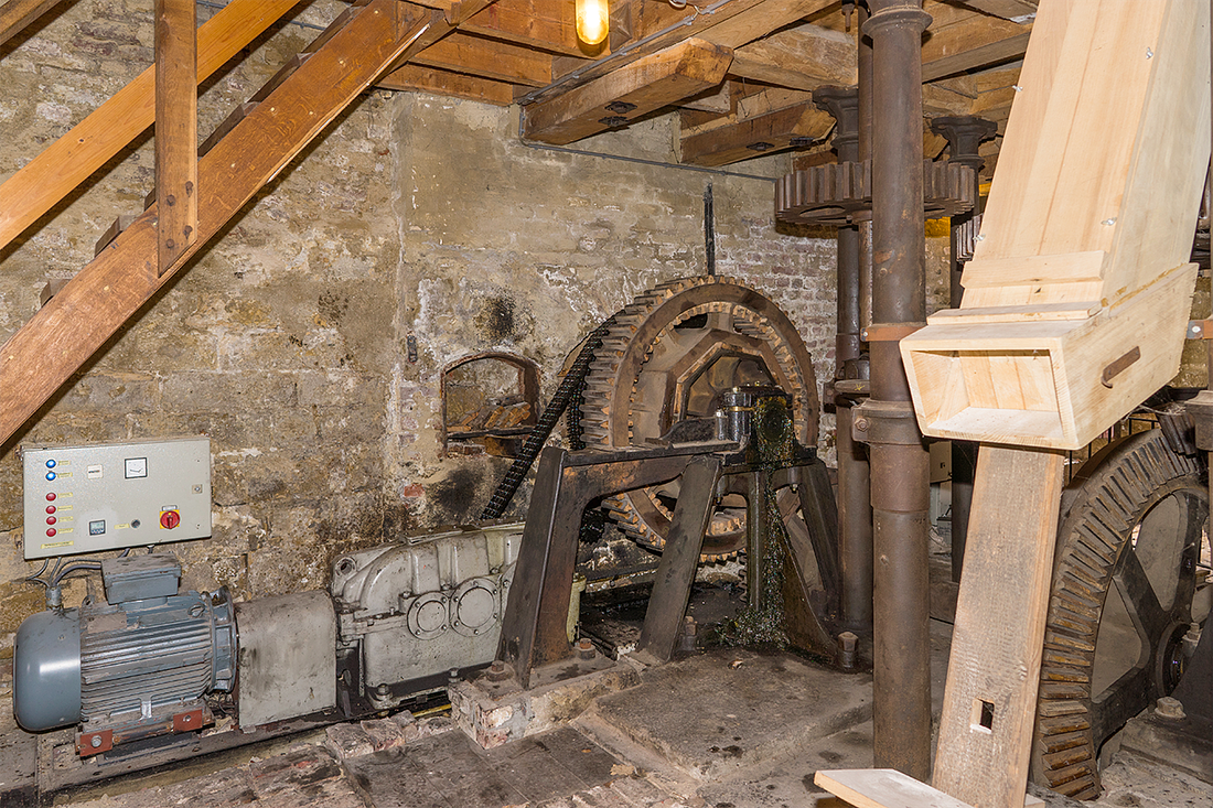 8, Molen 01111 Ophovenermolen (Sittard), Marcel van Nies (29-4-2017) | Database Nederlandse molens media-bestand