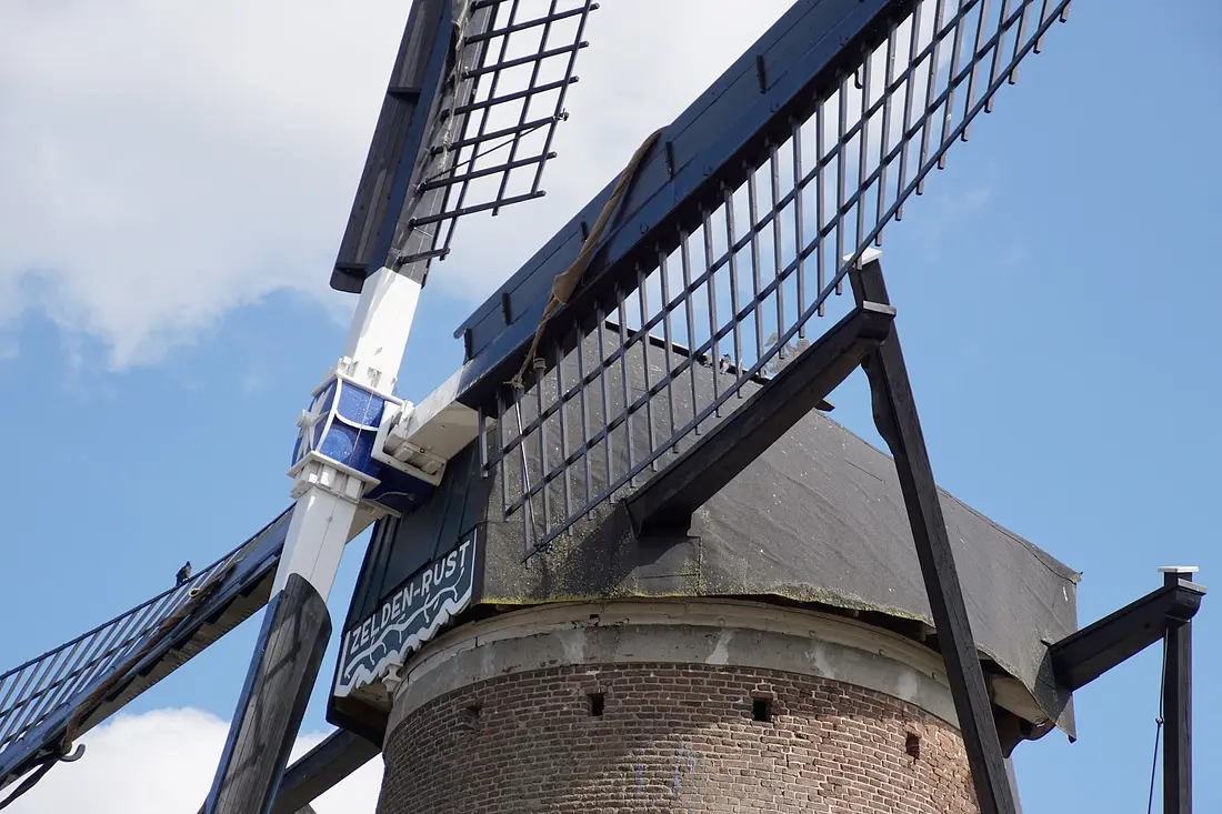 4, Molen 02858 Zeldenrust (Budel), Boukje van Leijen (6-8-2022) | Database Nederlandse molens media-bestand