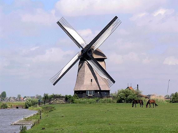 2, Molen 00122 Ondermolen O (Ursem), Willem Jans (21-5-2005). | Database Nederlandse molens media-bestand