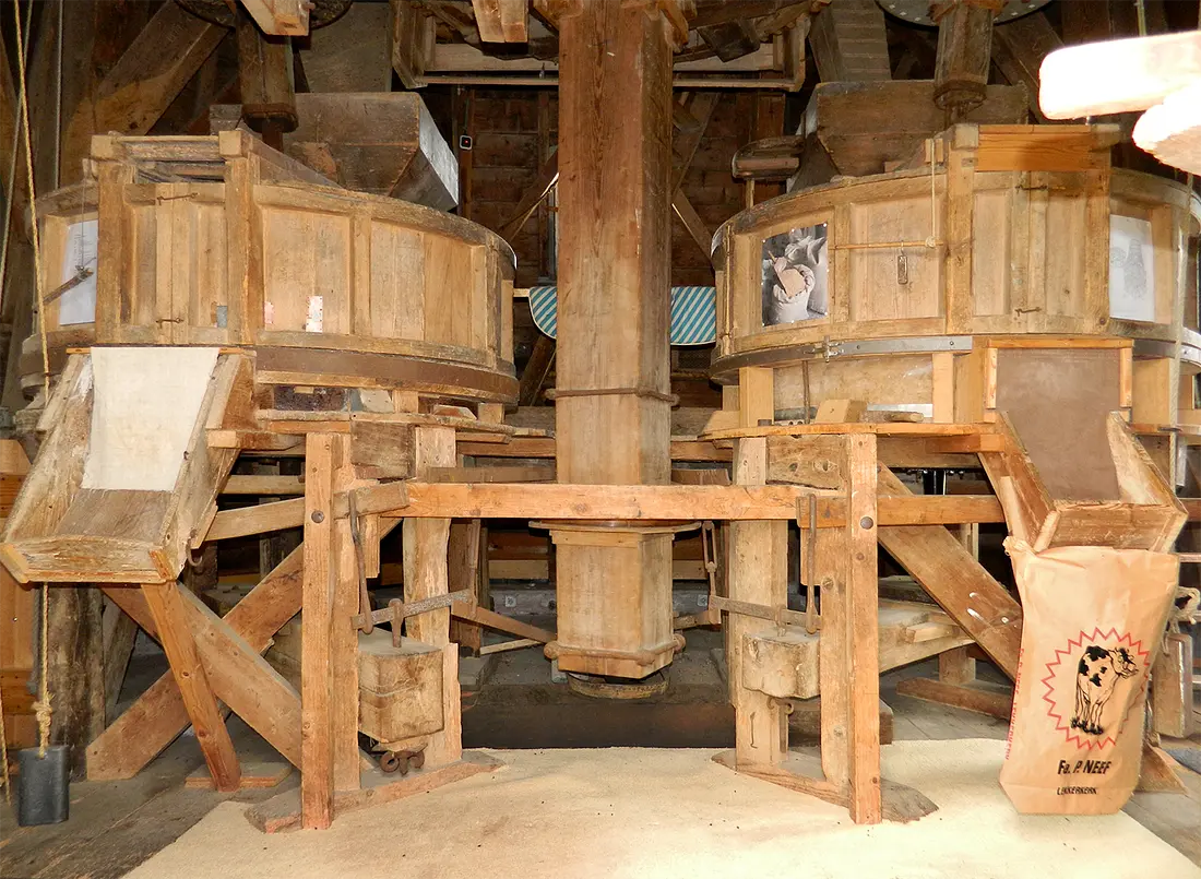 14, Molen 01490 De Liefde (In liefde draaiende) (Streefkerk), Vincent Mepschen (6-10-2018) | Database Nederlandse molens media-bestand