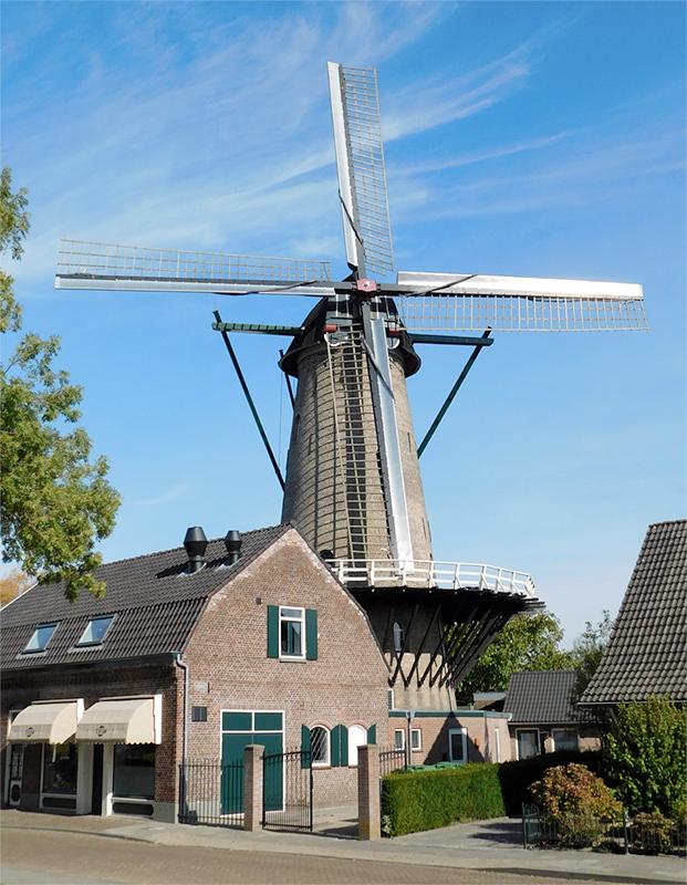 Molen 02613 De Volharding / Molen van Den Otter (Best), Piet Glasbergen (8-10-2018) | Database Nederlandse molens media-bestand