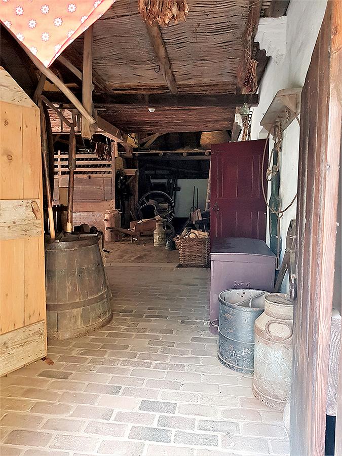 2, Molen 15471 Hondenmolen uit Varik (Arnhem), Pieter Zuijkerbuijk (18-10-2018) | Database Nederlandse molens media-bestand