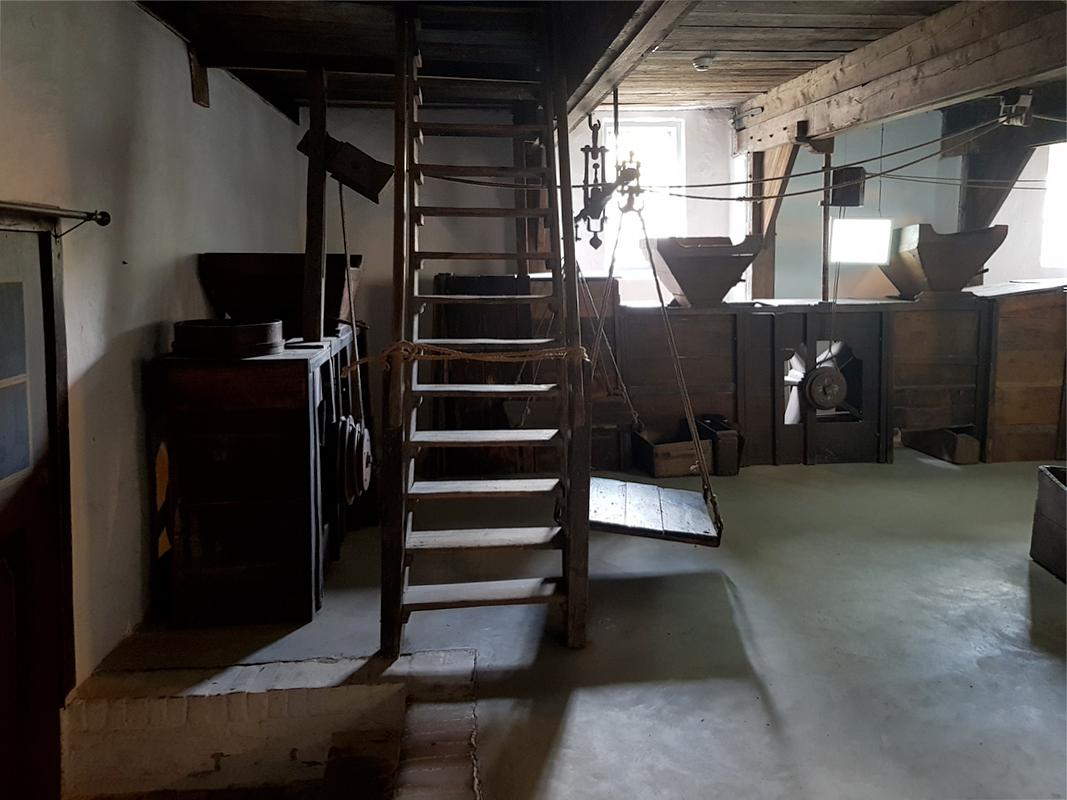 7, Molen 11473 (grutterij) (Arnhem), Pieter Zuijkerbuijk (18-10-2018) | Database Nederlandse molens media-bestand