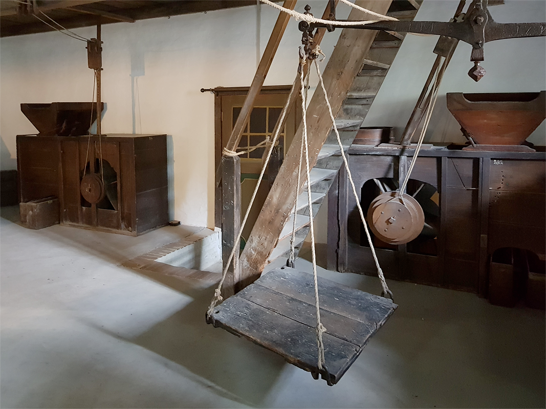 6, Molen 11473 (grutterij) (Arnhem), Pieter Zuijkerbuijk (18-10-2018) | Database Nederlandse molens media-bestand