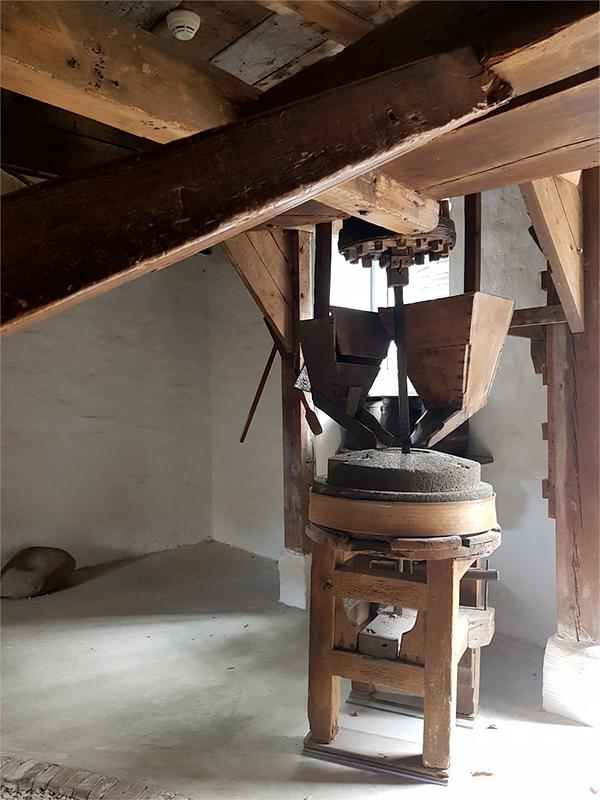 9, Molen 11473 (grutterij) (Arnhem), Pieter Zuijkerbuijk (18-10-2018) | Database Nederlandse molens media-bestand