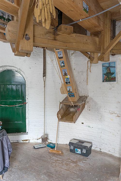 10, Molen 01865 De Oude Molen (Fijnaart), Marcel van Nies (17-9-2016) | Database Nederlandse molens media-bestand