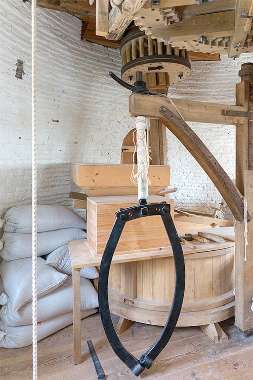13, Molen 01865 De Oude Molen (Fijnaart), Marcel van Nies (17-9-2016) | Database Nederlandse molens media-bestand