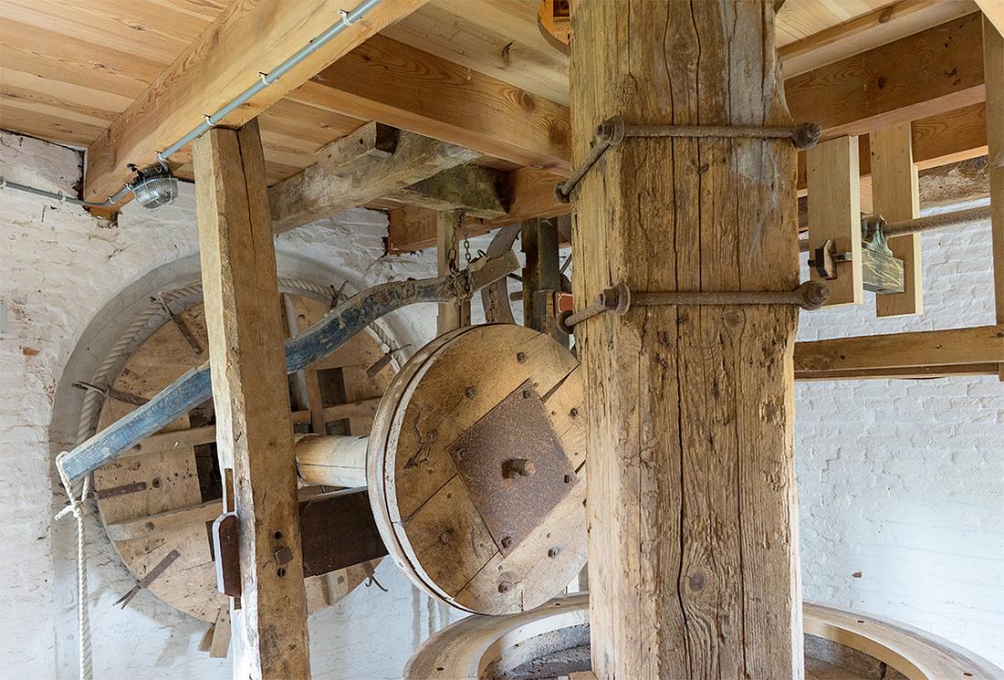 15, Molen 01865 De Oude Molen (Fijnaart), Marcel van Nies (17-9-2016) | Database Nederlandse molens media-bestand