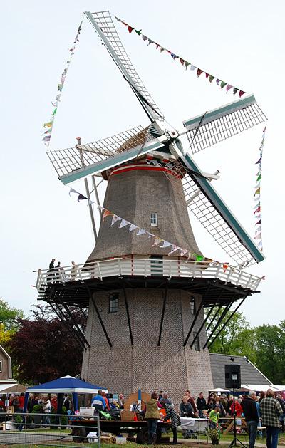 2, Molen 01847 Molen Massier (Nieuwleusen), Harmannus Noot (9-5-2009) | Database Nederlandse molens media-bestand