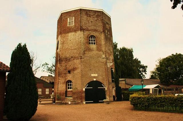 2, Molen 01853 Molen van Mentink (Boerhaar), foto van Denis van Cronenburg, opname 2010 | Database Nederlandse molens media-bestand