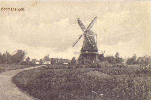 1, Molen 02723 a Molen Kamphuis (Gramsbergen), Ansichtkaart, collectie G.H. Varwijk sr. | Database Nederlandse molens media-bestand
