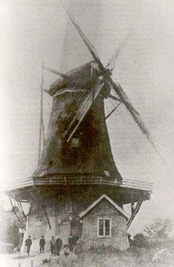 1, Molen 02686 Stadsmolen (Ootmarsum), coll. A. Nibbelink | Database Nederlandse molens media-bestand
