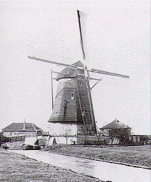 1, Molen 01176 a West Abtspolder, West Abtsmolen (2e) (Kethel), Foto: coll. Frans Kroon | Database Nederlandse molens media-bestand