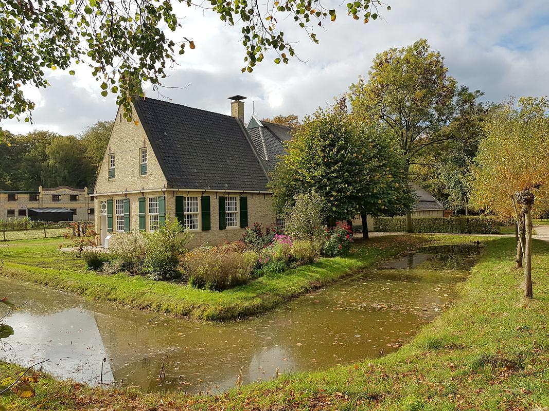 1, Molen 15475 Karn- en dorsmolen Midlum (Arnhem), Pieter Zuijkerbuijk (18-10-2018) | Database Nederlandse molens media-bestand