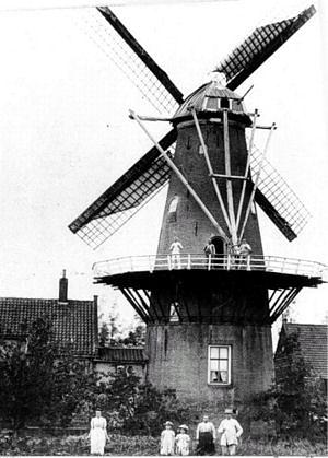 1, Molen 01521 De Korenaar (Ridderkerk), Foto: n.n. | Database Nederlandse molens media-bestand