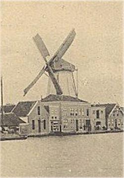 Molen 06487 b De Hoop (2e) (Waddinxveen), deel onderstaande ansichtkaart | Database Nederlandse molens media-bestand