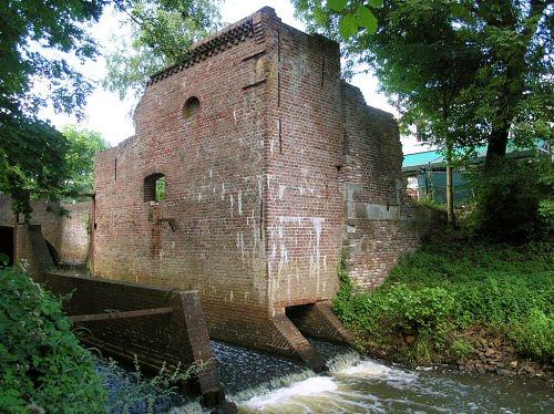 2, Molen 03514 Sint-Elisabethsmolen (Haelen), Foto: W. Jans, 13 aug. 2006 | Database Nederlandse molens media-bestand