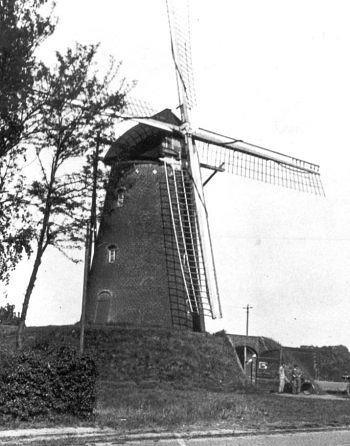 1, Molen 00875 Reyrinksmolen (Silvolde), Ansichtkaart, collectie A. Nibbelink | Database Nederlandse molens media-bestand