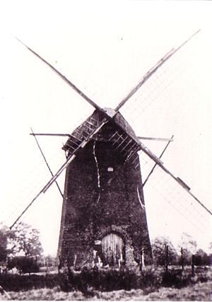 1, Molen 01140 Windmolen van Banholt (Banholt), Foto: n.n., collectie N.Sonneveld | Database Nederlandse molens media-bestand