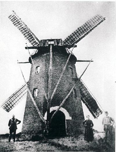 1, Molen 01140 Windmolen van Banholt (Banholt), Foto: collectie Frans Bessems | Database Nederlandse molens media-bestand
