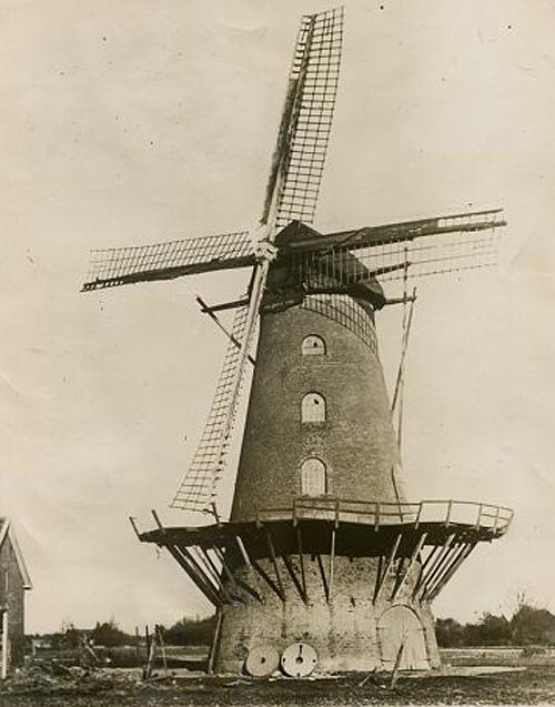 1, Molen 00884 Den Oosteresch / Lutjenhuusmolen / Weeninkmolen (Groenlo), Foto coll. P. v.d. Berg, persfoto | Database Nederlandse molens media-bestand