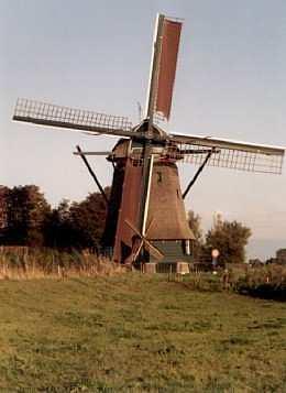 Molen 00011 Veerpolder, De Veermolen (2e) (Haarlem), Foto: Leo Middelkoop, 1994 | Database Nederlandse molens media-bestand