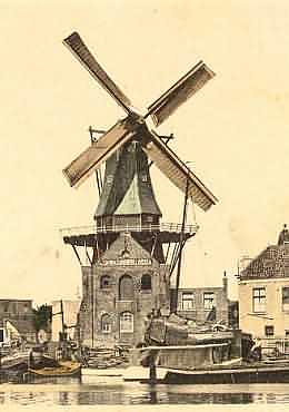 Molen 00808 De Adriaan (Haarlem), Foto: n.n. | Database Nederlandse molens media-bestand