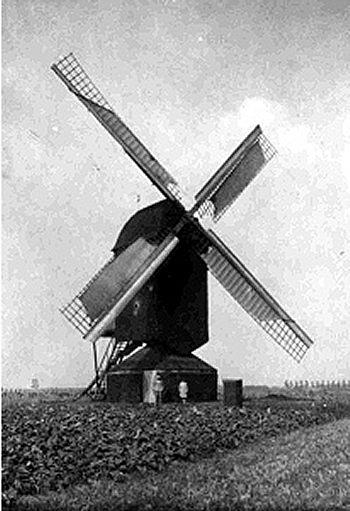 1, Molen 00204 De Donderbergse Molen (Roermond), foto: n.n. | Database Nederlandse molens media-bestand