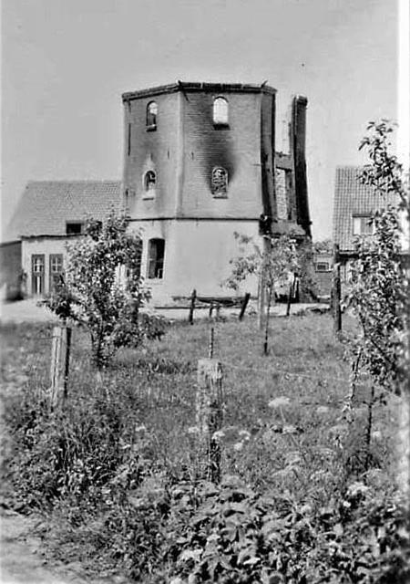 4, Molen 00756 De molen van Van Harten (Renswoude), Foto onbekend, coll. R. Tito, opname 14 oktober 1940 | Database Nederlandse molens media-bestand
