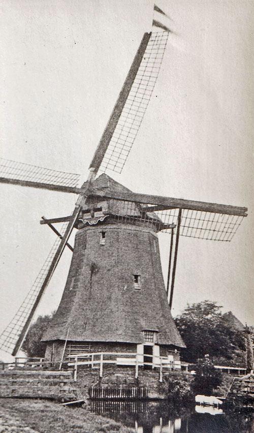 1, Molen 00953 Benthuizer Noord- en Zuidpolder, bovenmolen / Nr. 2 (Benthuizen), Afbeelding collectie DVM., 21 juli 1926 | Database Nederlandse molens media-bestand