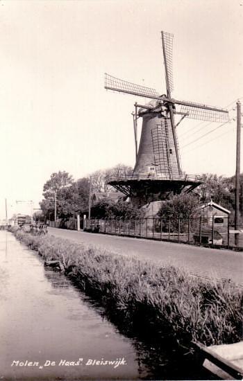 2, Molen 02887 De Haas (Bleiswijk), Prentbriefkaart (coll. P. Boertien) | Database Nederlandse molens media-bestand
