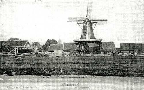 1, Molen 02552 w De Vier Gebroeders (Oudkarspel), Prentbriefkaart ca. 1900 (coll. Ton Meesters) | Database Nederlandse molens media-bestand