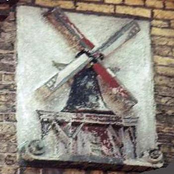 1, Molen 01441 a De Monnik / De Munnik (Sneek/ Snits), Gevelsteen, bevond zich vh op Grootzand 29 | Database Nederlandse molens media-bestand