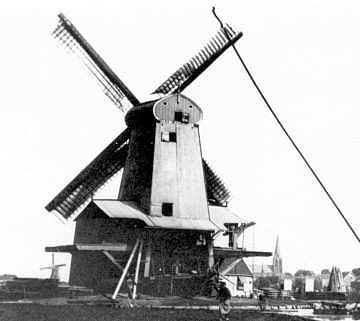 Molen 02552 i De Eendracht (Nieuwendam), Foto: opname 15 mei 1894Jacob Olie Jbz. (1834-1905) Gemeente Archief te Amsterdam | Database Nederlandse molens media-bestand