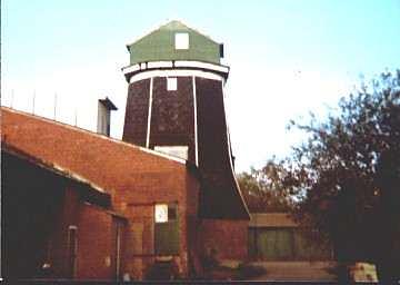 1, Molen 03114 a Molen van Brunsveld (IJzerlo), Foto: Erwin Esselink, 3 okt. 1976 | Database Nederlandse molens media-bestand