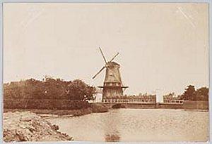 Molen 06650 x De Kraton (Alkmaar), Foto: n.n., ca. 1890 (coll. G. van den Bosch) | Database Nederlandse molens media-bestand