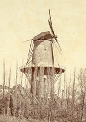 Molen 01041 g De Pelmolen / Molen op de Bijlhouwerstoren (Utrecht), Deel van onderstaande afbeelding | Database Nederlandse molens media-bestand