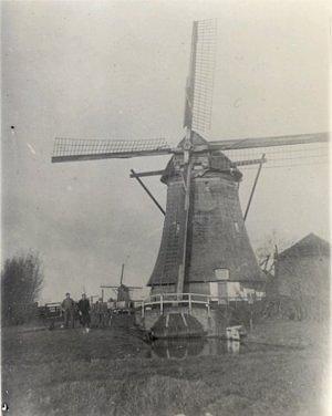 Molen 00955 Benthuizer Noord- en Zuidpolder, ondermolen / Nr. 4 (Benthuizen), Foto: n.n. (coll. Ton Meesters) | Database Nederlandse molens media-bestand