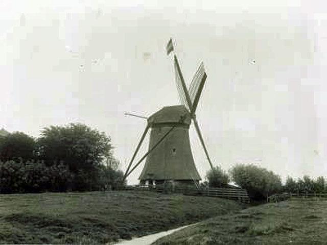 2, Molen 00955 Benthuizer Noord- en Zuidpolder, ondermolen / Nr. 4 (Benthuizen), foto 21 juli 1926, coll DHM | Database Nederlandse molens media-bestand