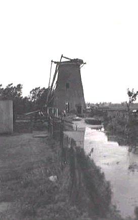 4, Molen 01070 Eskamppolder / Escamppolder (Den Haag), Foto: n.n., opname augustus 1938 | Database Nederlandse molens media-bestand