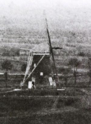 Molen 06431 j De Koe (2e) (Molenbolwerk) (Veere), uitsnede | Database Nederlandse molens media-bestand