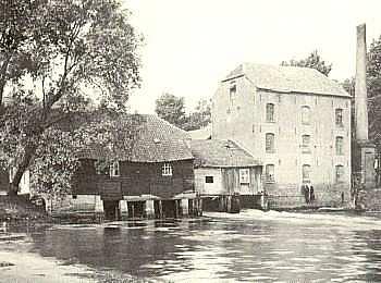Molen 02609 Schimmelse Watermolen / Woenselse Watermolen (Eindhoven), Foto: n.n. | Database Nederlandse molens media-bestand
