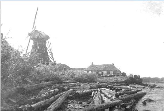 2, Molen 01838 b De Fortuin (Zwolle), Foto: J.D.Rijk, opname ca 1880 | Database Nederlandse molens media-bestand
